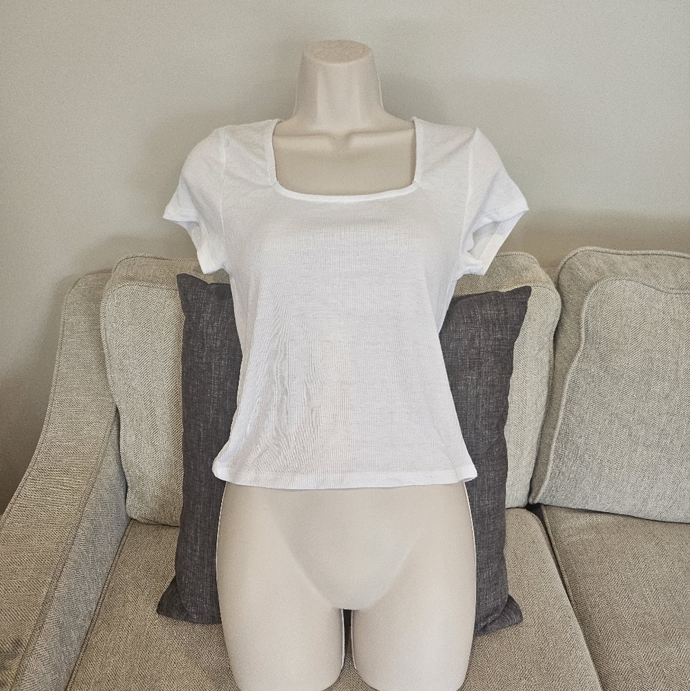 Brand New Derek Heart White Women's Top L